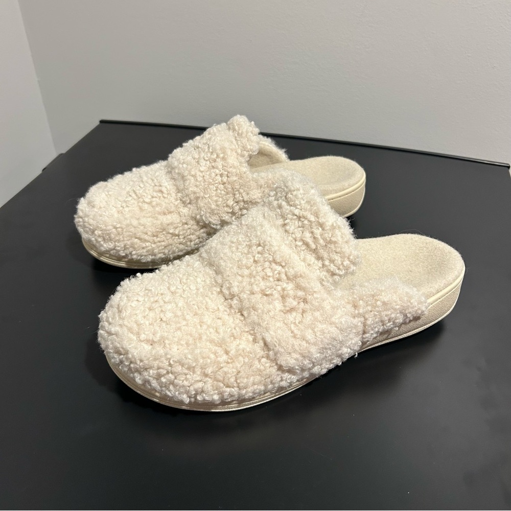 Vionic Gemma II Mule Slippers Faux Fur Shearling Cream Color NEW